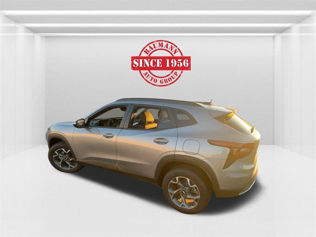 new 2025 Chevrolet Trax car, priced at $25,750