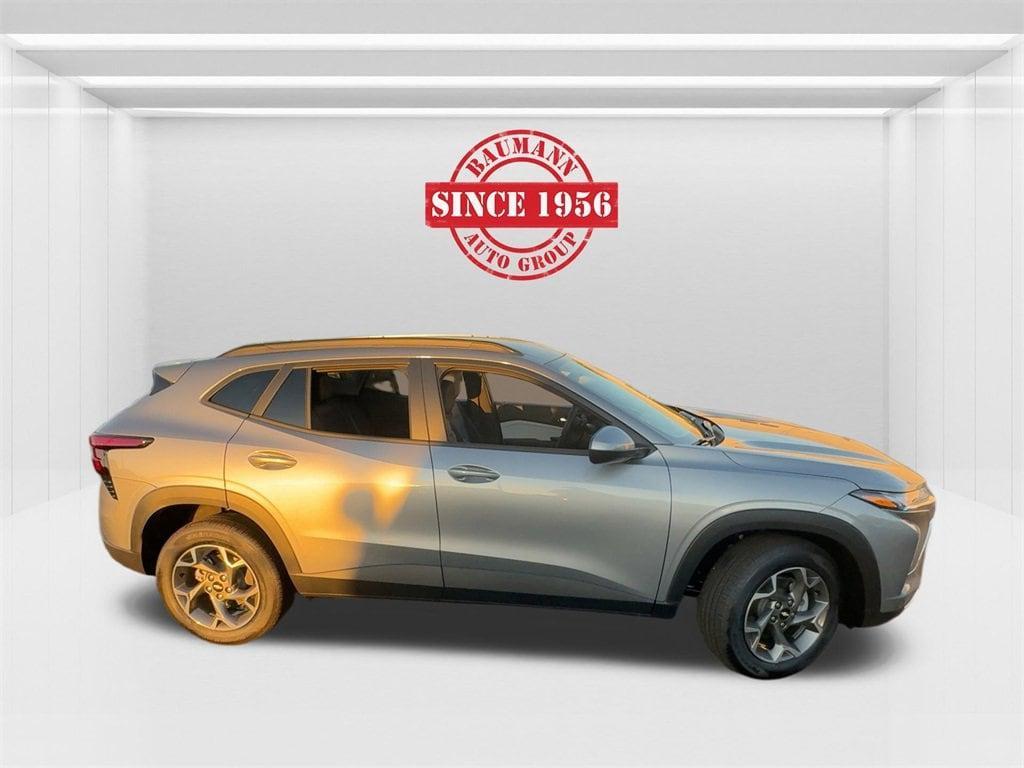 new 2025 Chevrolet Trax car, priced at $25,750