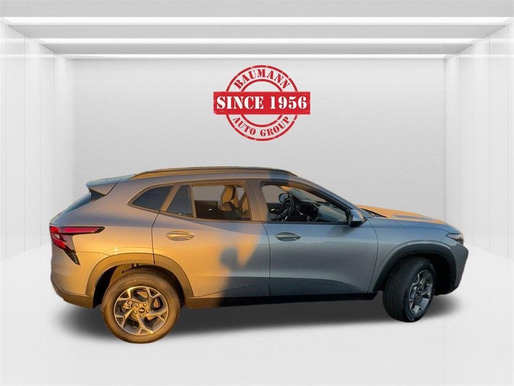 new 2025 Chevrolet Trax car, priced at $25,750