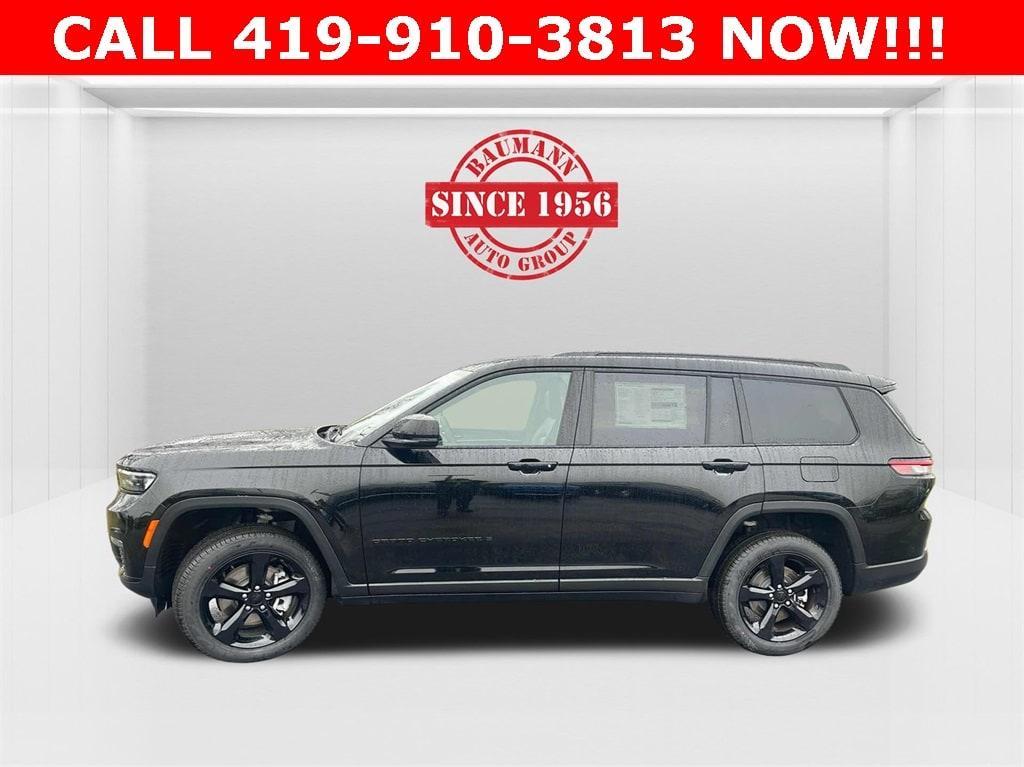 new 2024 Jeep Grand Cherokee L car, priced at $46,752