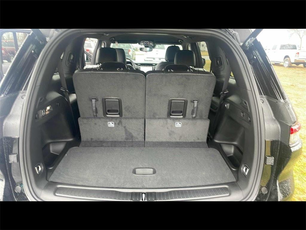 new 2024 Jeep Grand Cherokee L car, priced at $56,015