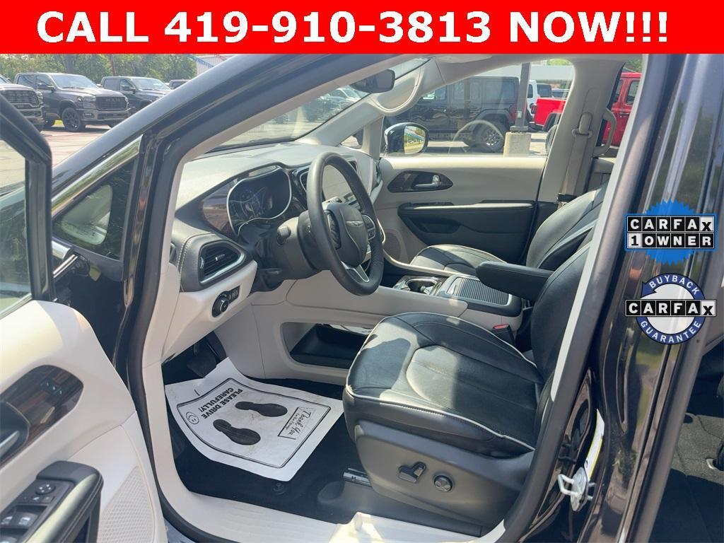 used 2023 Chrysler Pacifica car, priced at $28,649