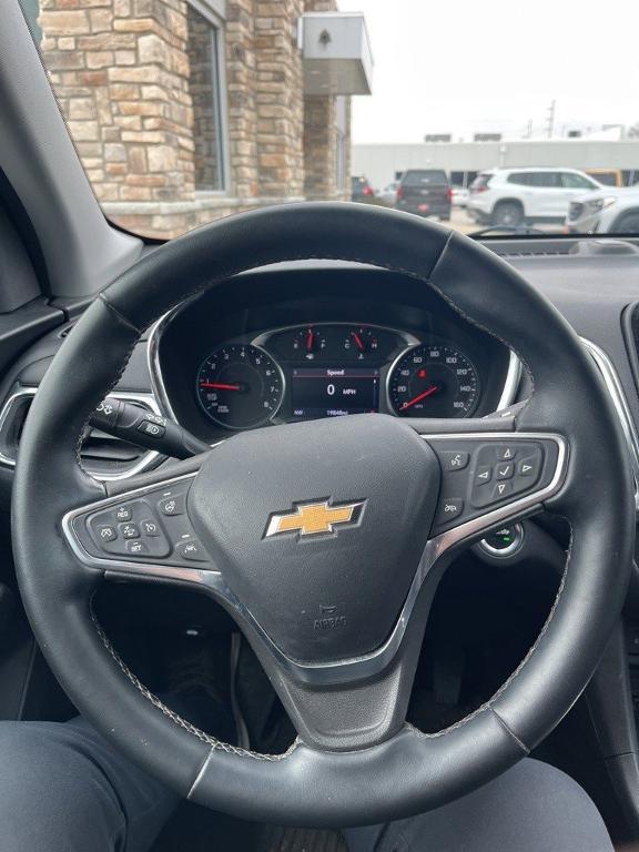 used 2023 Chevrolet Equinox car, priced at $22,300