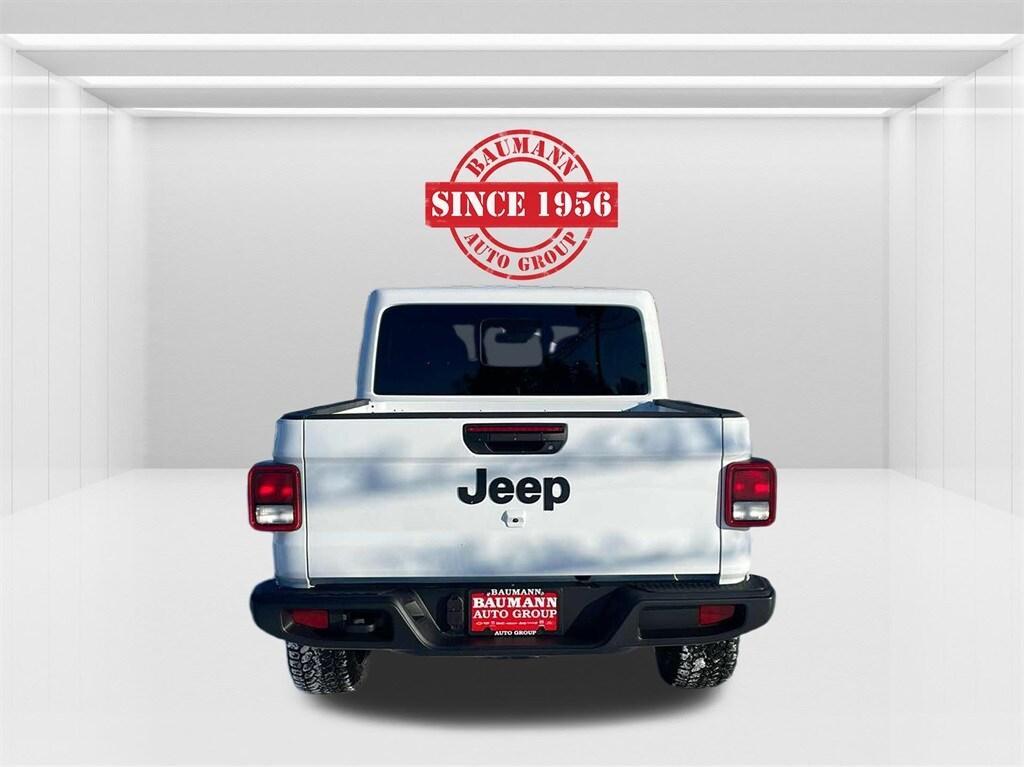 new 2025 Jeep Gladiator car, priced at $41,290