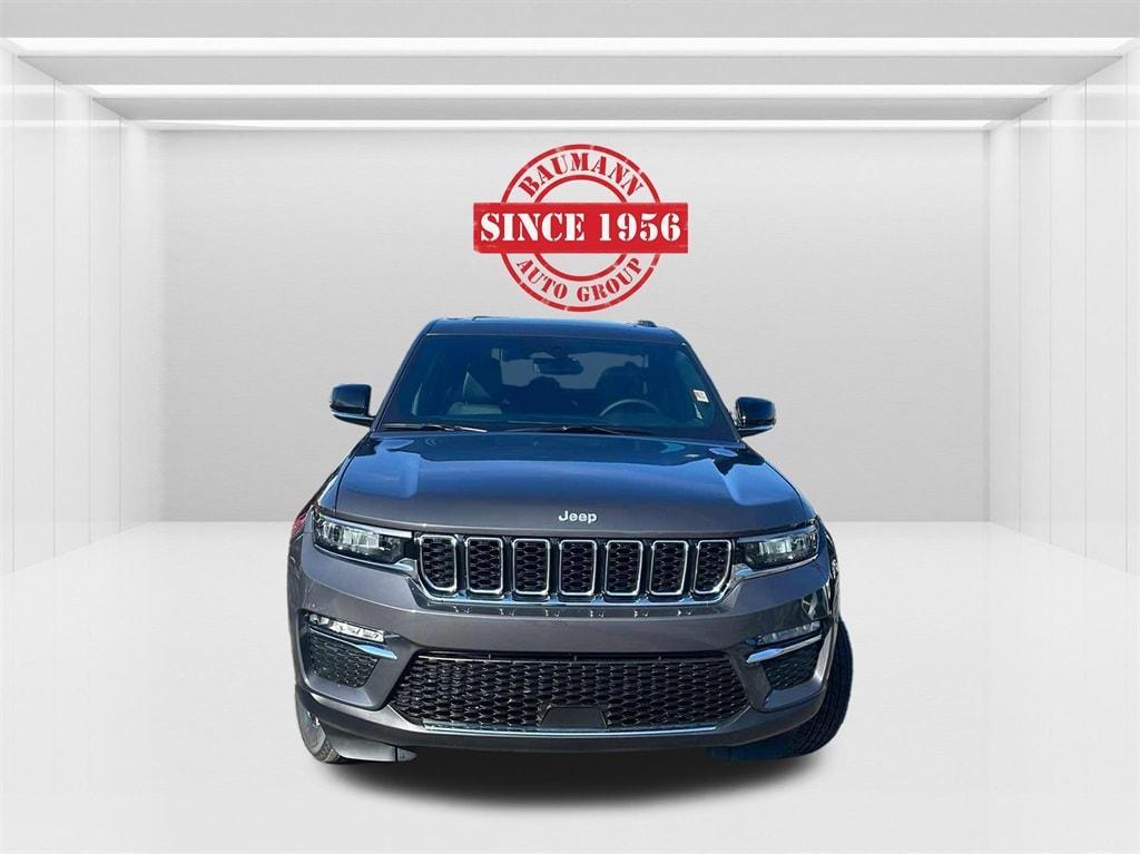 new 2024 Jeep Grand Cherokee car, priced at $42,617