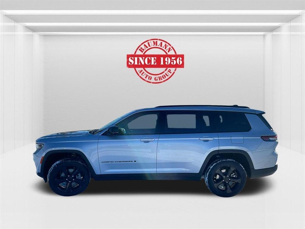 new 2024 Jeep Grand Cherokee L car, priced at $56,015