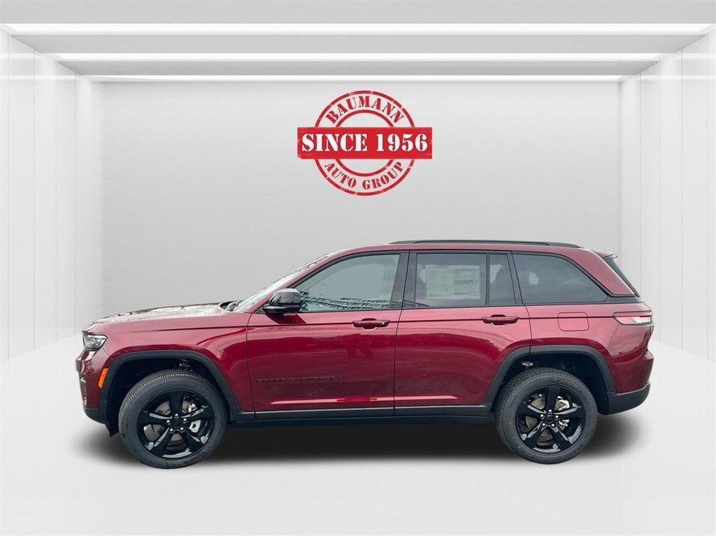 new 2024 Jeep Grand Cherokee car, priced at $39,142