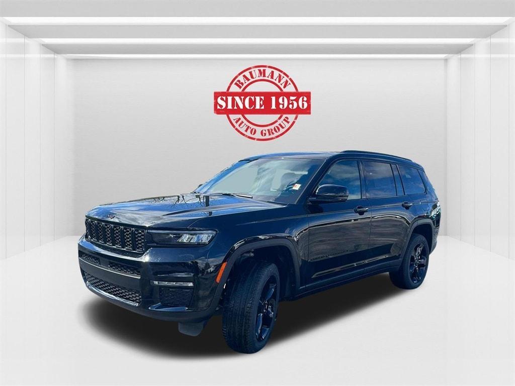 new 2024 Jeep Grand Cherokee L car, priced at $56,015