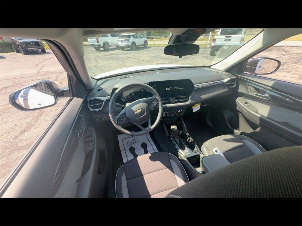 new 2026 Chevrolet TrailBlazer car, priced at $26,345