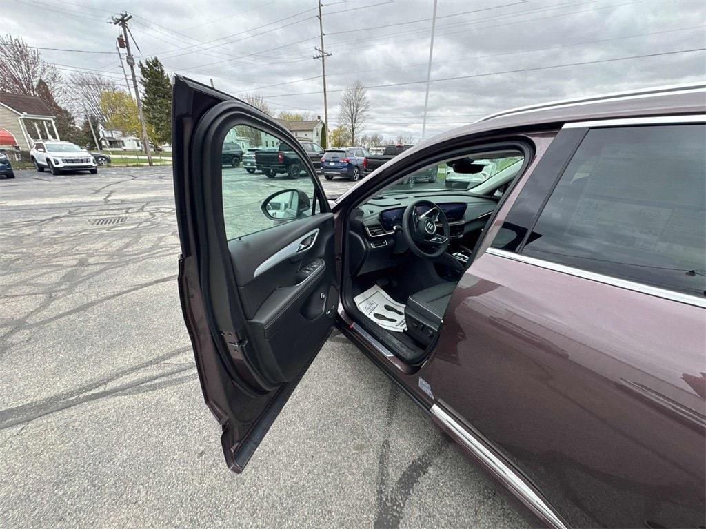 new 2025 Buick Envision car, priced at $47,595