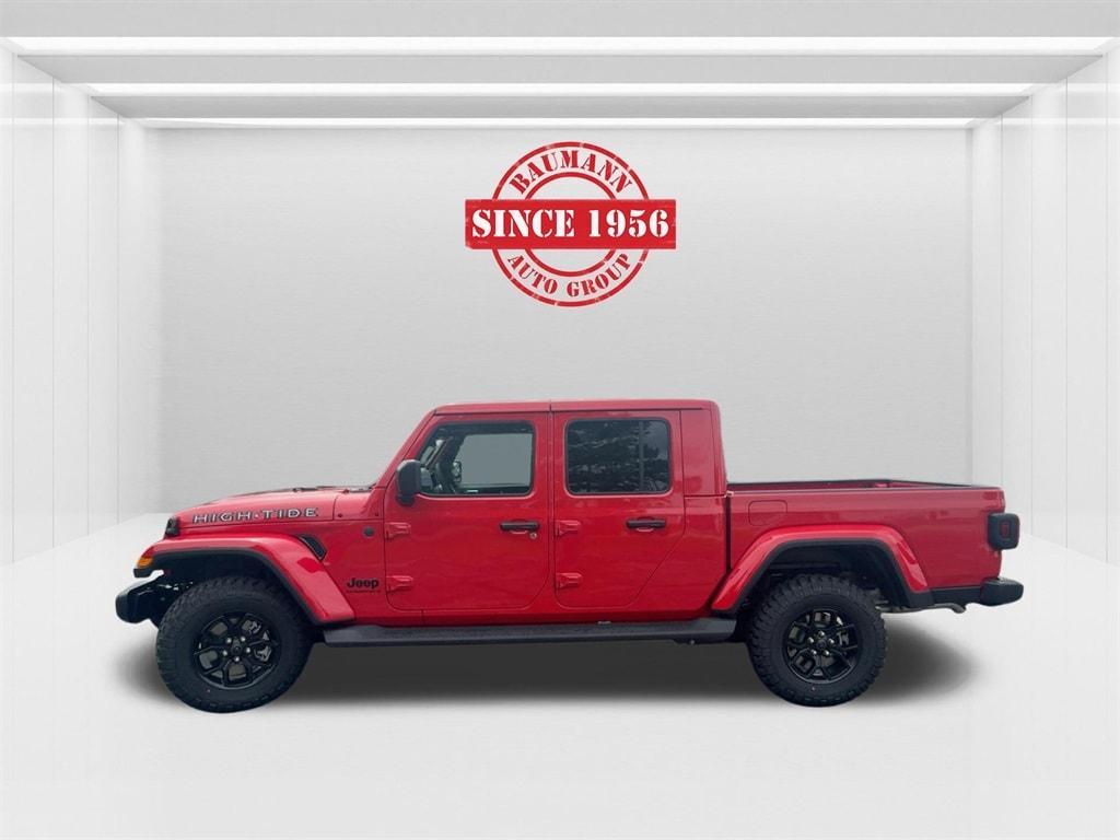 new 2025 Jeep Gladiator car, priced at $45,327