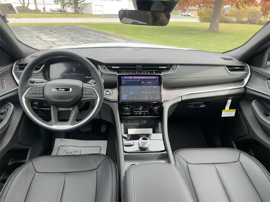 new 2025 Jeep Grand Cherokee L car, priced at $53,735