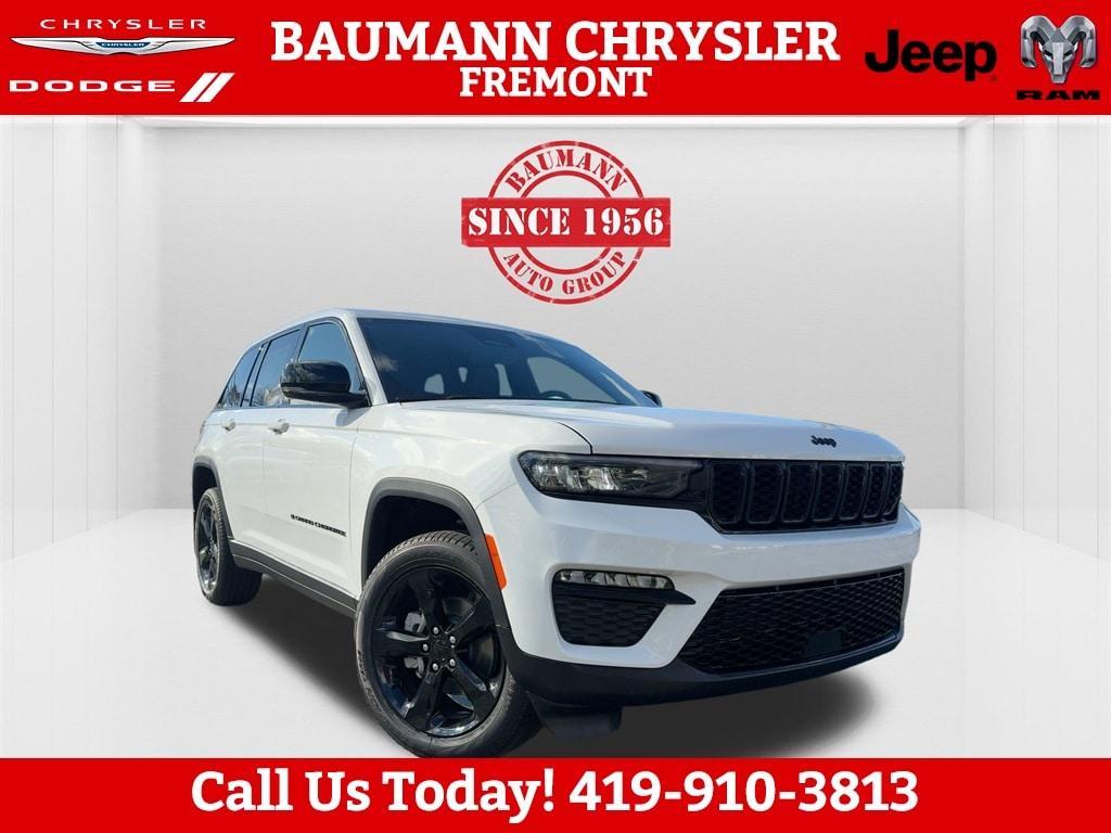 new 2025 Jeep Grand Cherokee car, priced at $48,795
