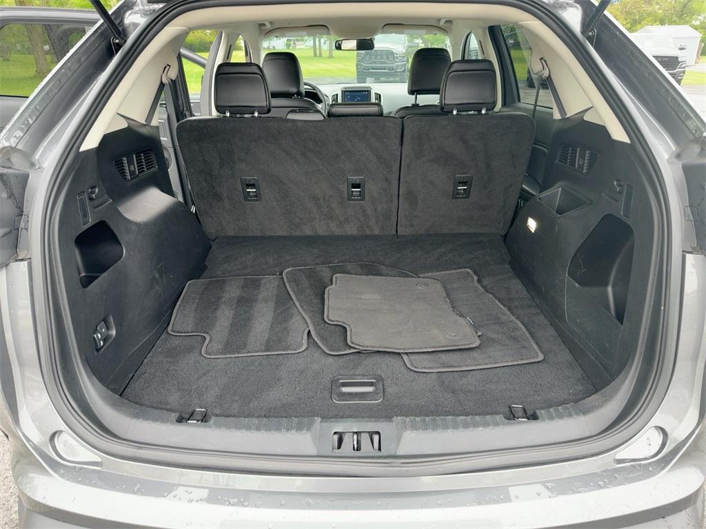 used 2024 Ford Edge car, priced at $27,856
