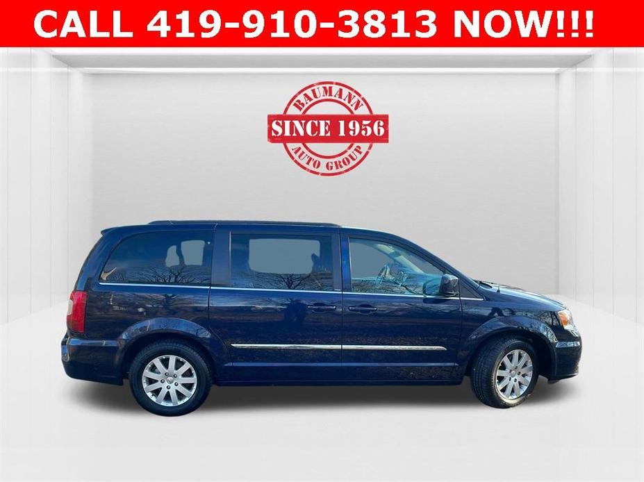 used 2014 Chrysler Town & Country car, priced at $6,000