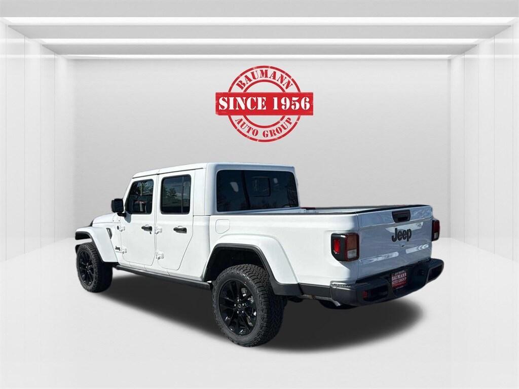 new 2025 Jeep Gladiator car, priced at $43,385