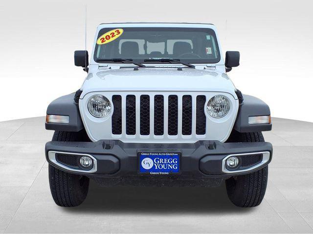 used 2023 Jeep Gladiator car, priced at $33,933