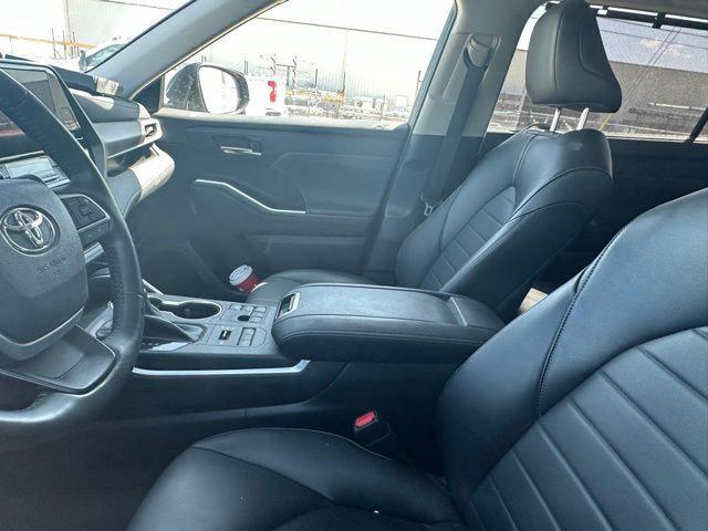 used 2023 Toyota Highlander car, priced at $43,000