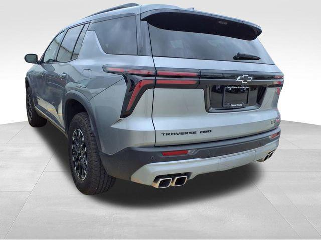 used 2024 Chevrolet Traverse car, priced at $49,400