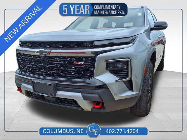 used 2024 Chevrolet Traverse car, priced at $49,400