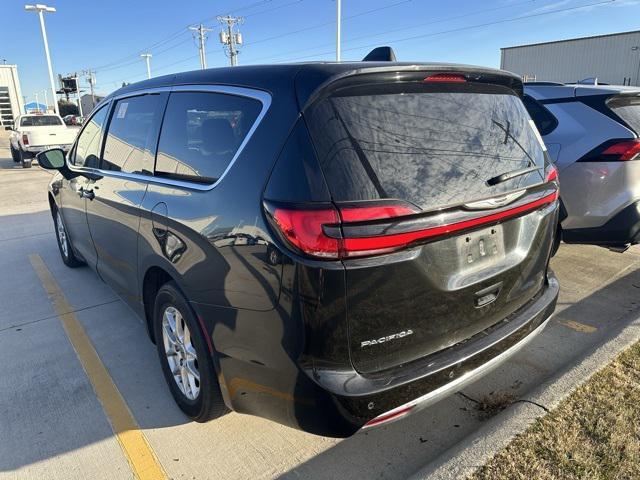 used 2023 Chrysler Pacifica car, priced at $28,000