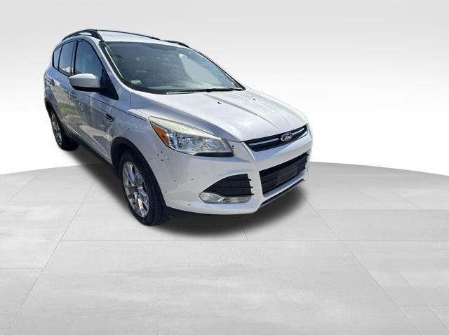 used 2013 Ford Escape car, priced at $7,500