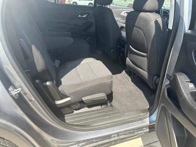 used 2021 Chevrolet Traverse car, priced at $21,000