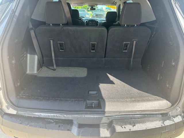 used 2021 Chevrolet Traverse car, priced at $21,000