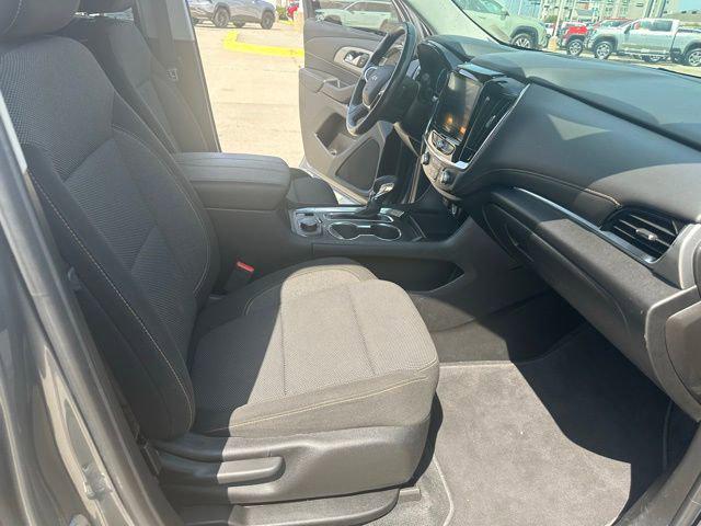 used 2021 Chevrolet Traverse car, priced at $21,000