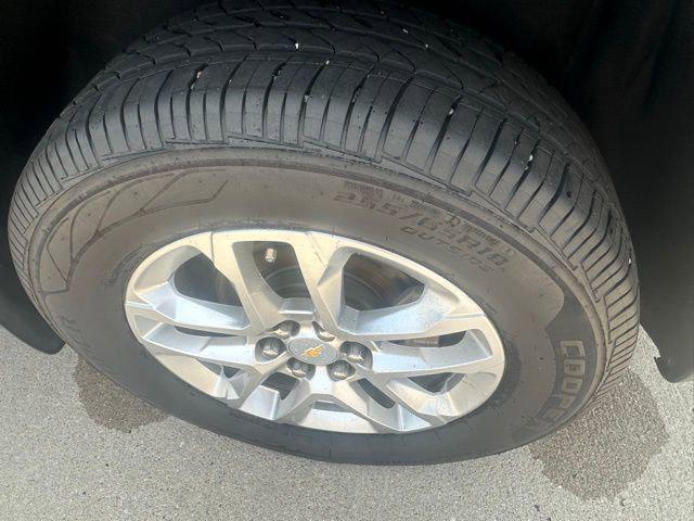 used 2021 Chevrolet Traverse car, priced at $21,000