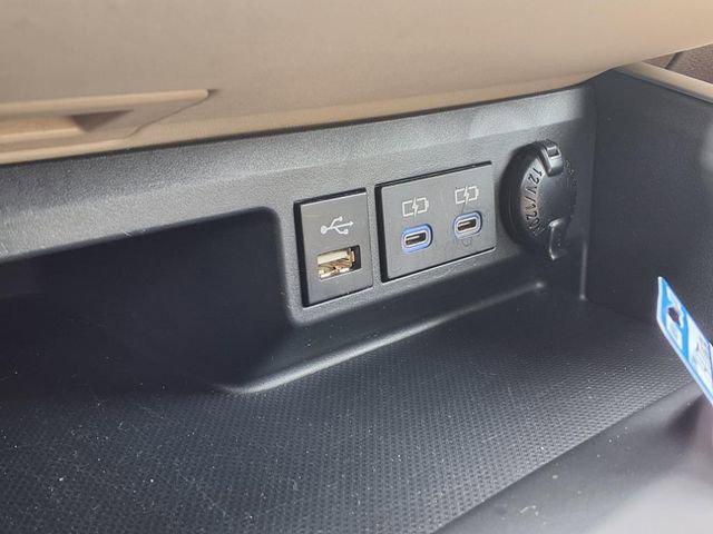 used 2022 Toyota Highlander Hybrid car, priced at $40,500