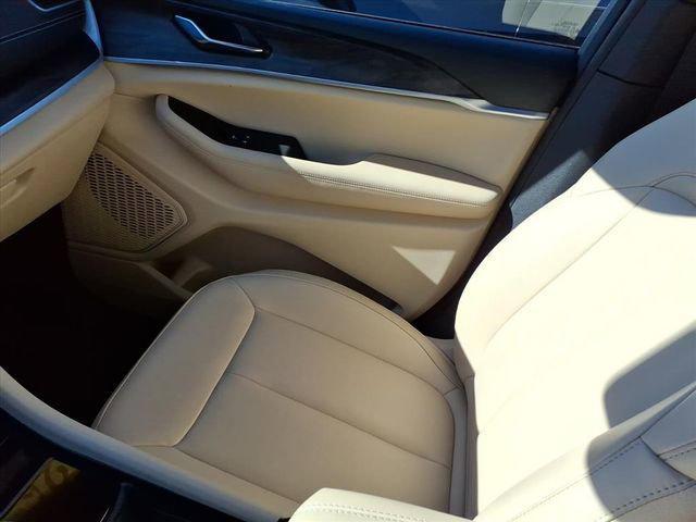 used 2025 Jeep Grand Cherokee L car, priced at $42,000