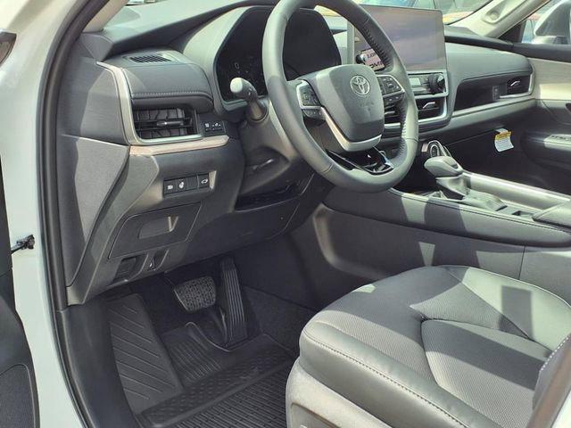 new 2025 Toyota Grand Highlander car, priced at $50,663