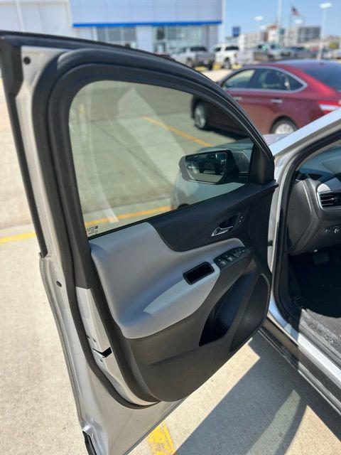 used 2022 Chevrolet Equinox car, priced at $20,200