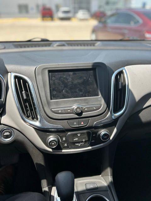 used 2022 Chevrolet Equinox car, priced at $20,200