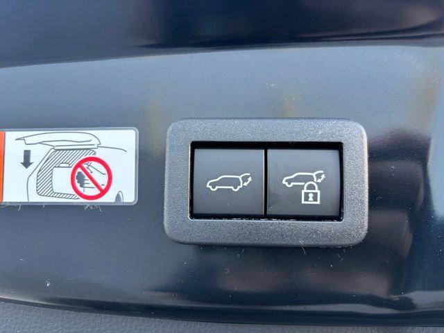 new 2024 Toyota Prius car, priced at $39,434