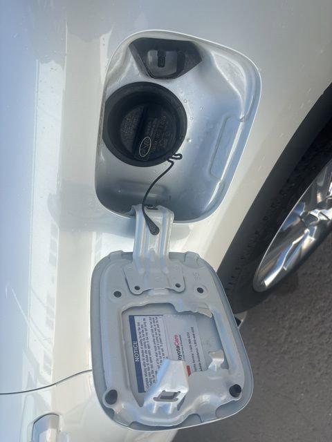 used 2021 Toyota Highlander Hybrid car, priced at $38,400