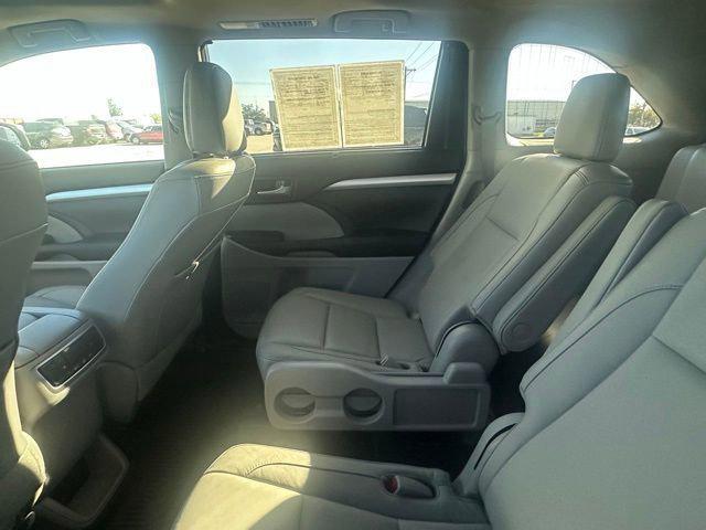 used 2017 Toyota Highlander car, priced at $22,411