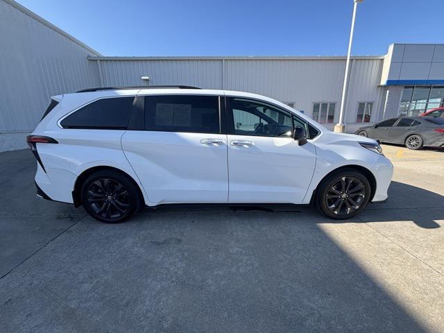 used 2022 Toyota Sienna car, priced at $40,800