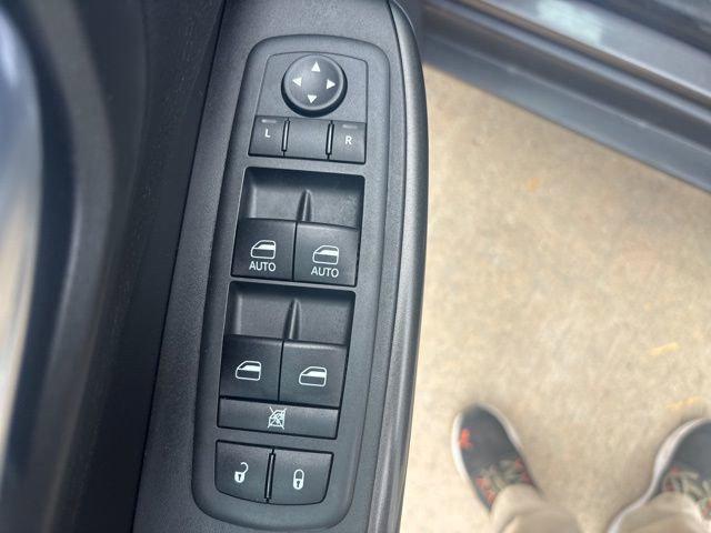 used 2020 Jeep Cherokee car, priced at $22,900