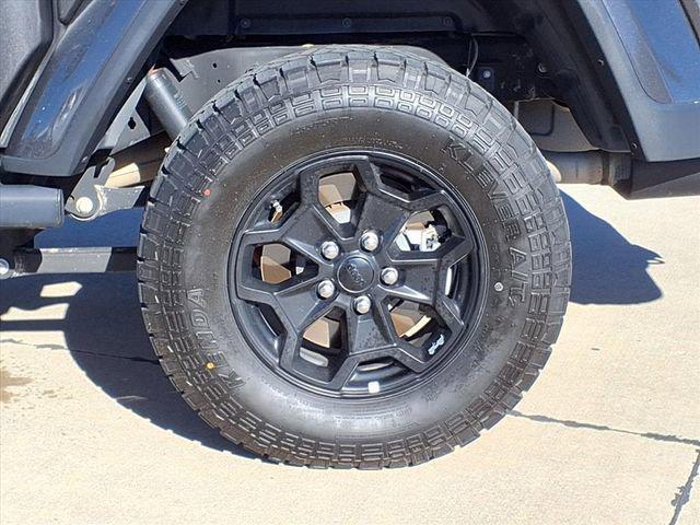 used 2021 Jeep Gladiator car, priced at $28,500