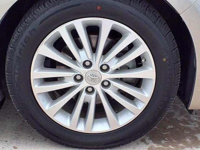 used 2013 Toyota Avalon Hybrid car, priced at $13,000