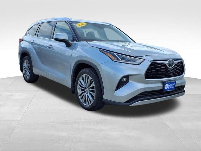 used 2020 Toyota Highlander car, priced at $27,000