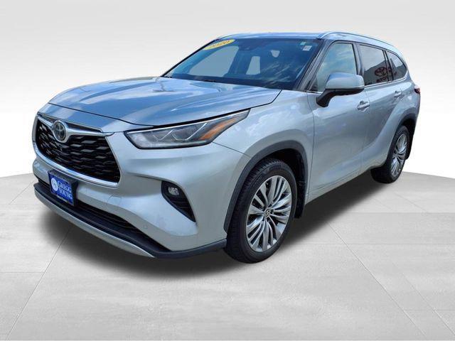 used 2020 Toyota Highlander car, priced at $27,000