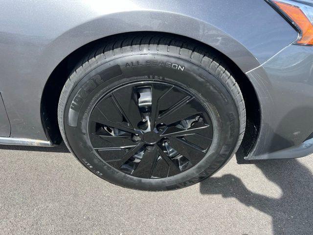 used 2020 Nissan Altima car, priced at $19,500