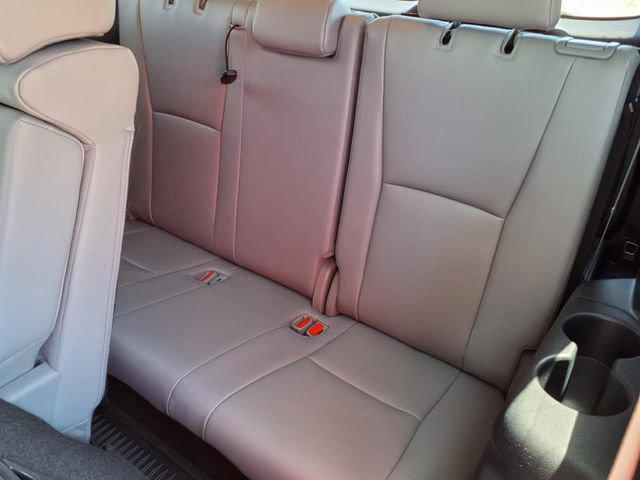 used 2023 Toyota Highlander car, priced at $36,500