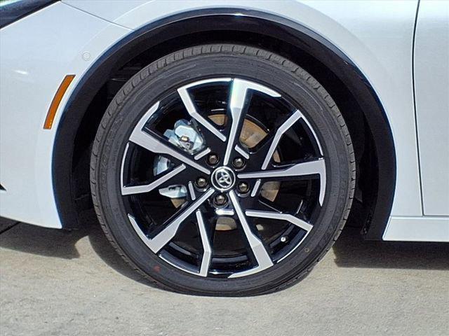 new 2026 Toyota Prius Plug-In Hybrid car, priced at $44,094