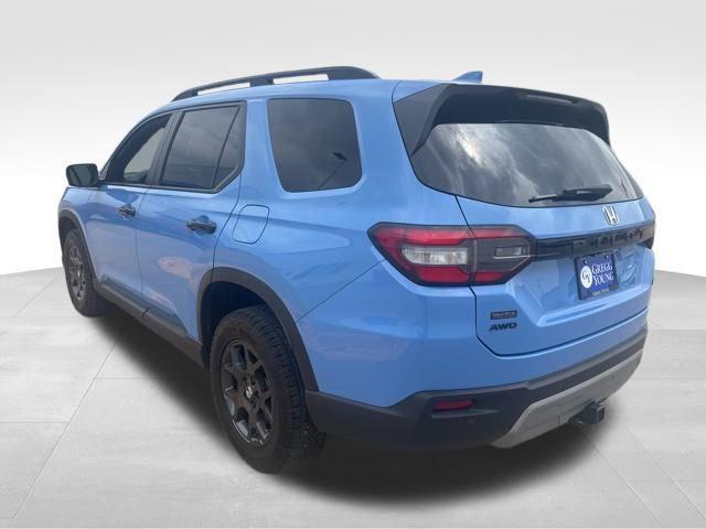 used 2024 Honda Pilot car, priced at $46,700