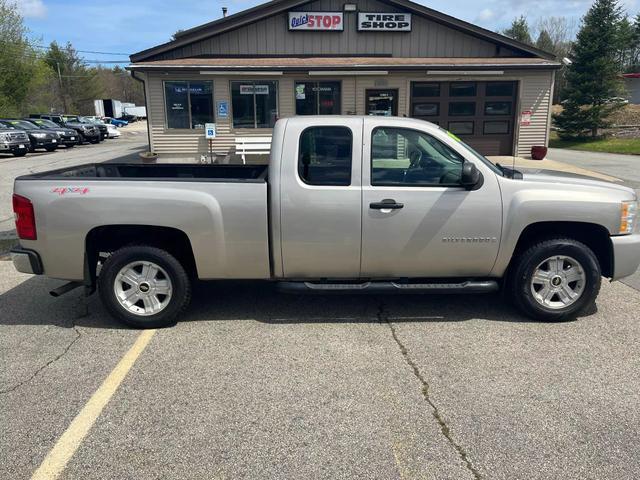 used 2009 Chevrolet Silverado 1500 car, priced at $12,995