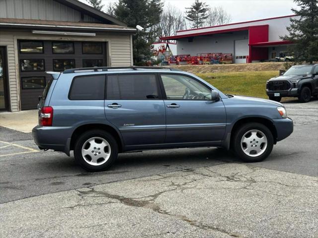 used 2007 Toyota Highlander car, priced at $8,995